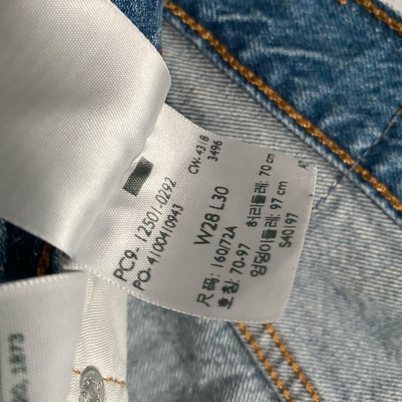 Levi’s 501 size 28 - Picture 4 of 8